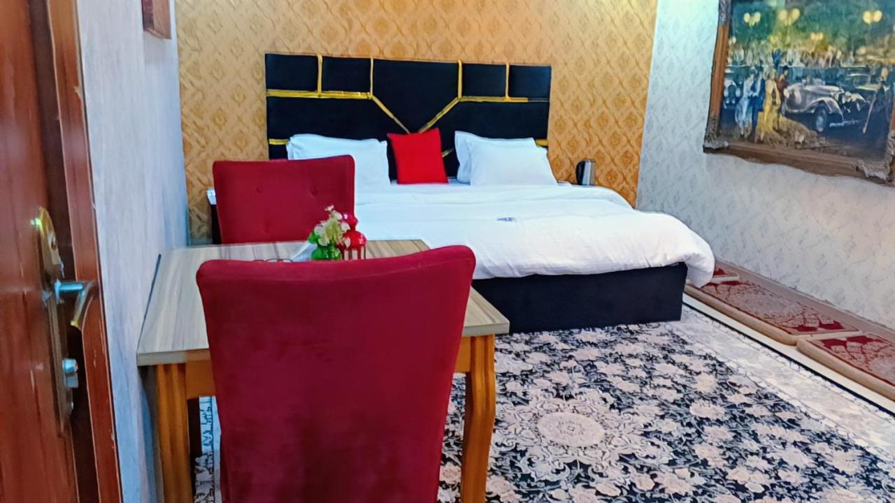 Nuit De Paris Hotel Abuja Exterior foto